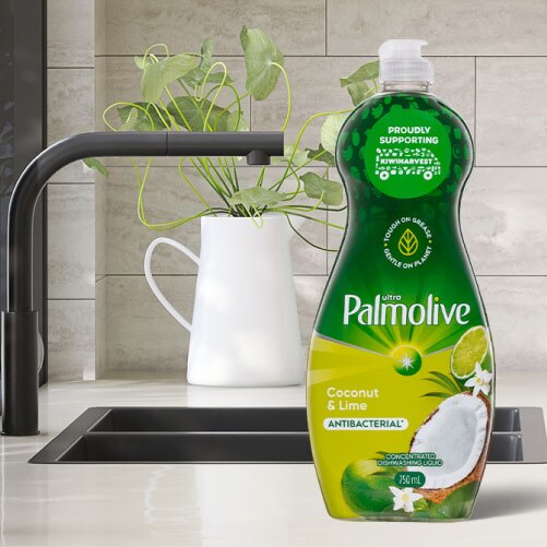 Ultra Palmolive Antibacterial Coconut